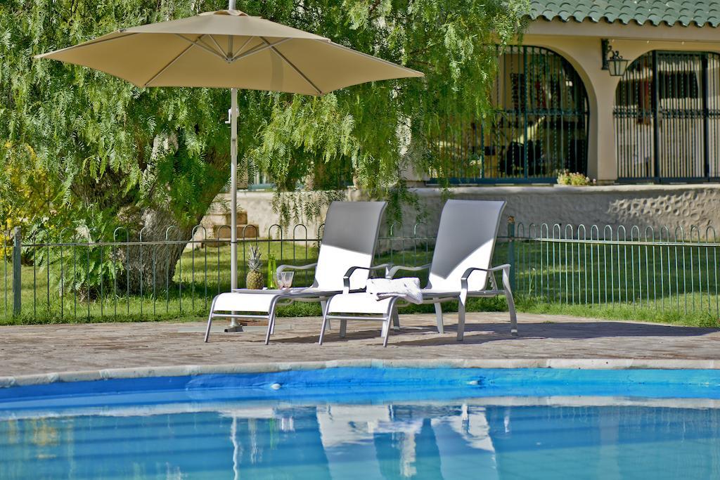 Villa Los Sauces Chacras de Coria Exteriör bild